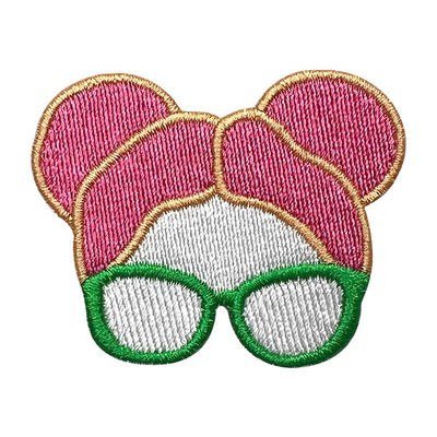 La fille fraîche PMS colorent les corrections mignonnes de broderie 3 - 10cm avec le certificat de BSCI