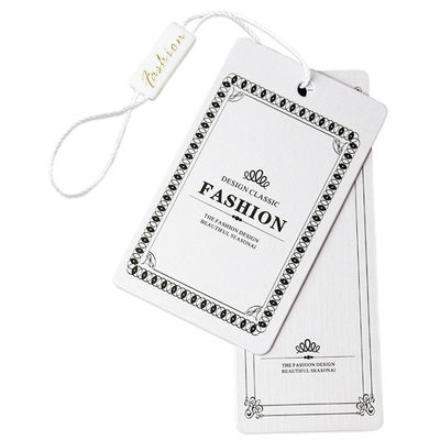Étiquettes matérielles de papier faites sur commande de Hang Tags And Personalised Swing d'habillement