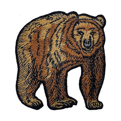 Fer fait sur commande de correction de broderie d'ours de Brown sur soutenir la frontière brodée pour des sacs de veste