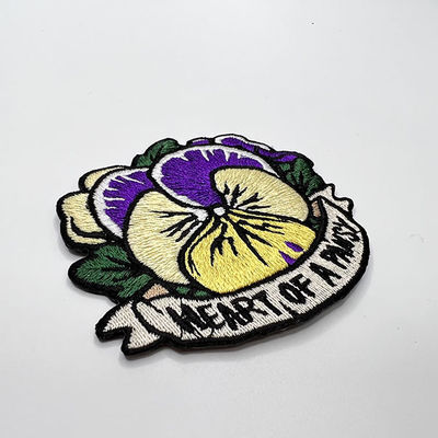 Support adhésif de correction de Pansy Flower Iron On Embroidery de 7 couleurs pour l'habillement/chaussures/chapeau