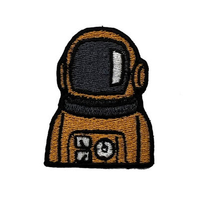 Astronaute Shape de correction de broderie de fil de coton de tissu de sergé plein 9 cm avec du fer sur le support