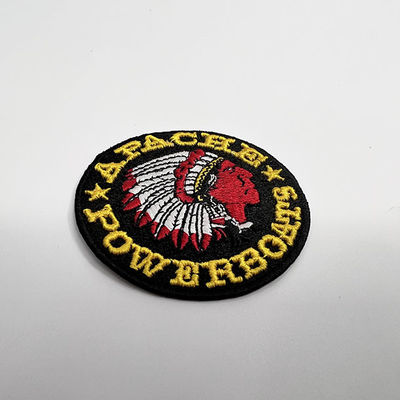 Aucune correction faite sur commande de broderie de rétrécissement cousant sur le support pour le magasin et les revendeurs