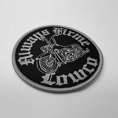 Fer à coudre fait sur commande de club de moto sur des corrections pour des corrections décoratives d'habillement de veste
