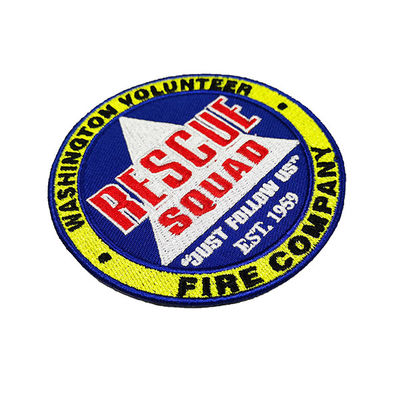Les conceptions de broderie de tissu raccorde Logo Patches brodé fait sur commande
