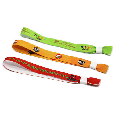 Bracelets de tissu imprimés par bande de partie d'événement tissés par ruban de bandes de poignet de polyester