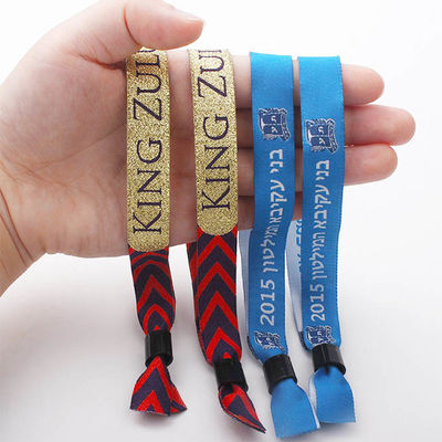 Les bracelets tissés faits sur commande de festival ont personnalisé des bracelets d'événement