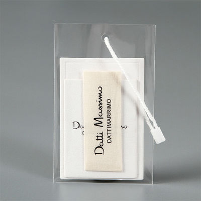 Logo Custom Clothing Hang Tags a découpé la conception avec des matrices d'OEM pour des marchandises
