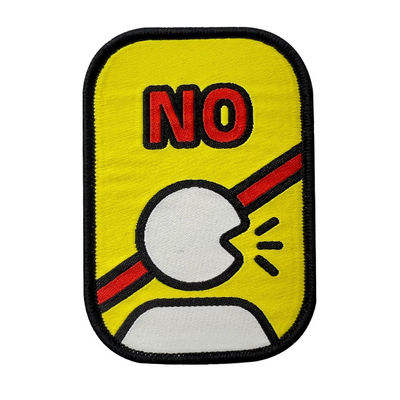 Le label tissé auto-adhésif raccorde la frontière de Merrow de signe de rappel de carton imperméable pour le sac/vêtement