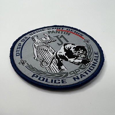 L'insigne brodé par Overlock à haute densité raccorde le diamètre de 30mm auto-adhésif